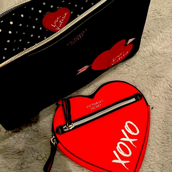 Victoria’s Secret 2 way clutches/ wristlets bag - Picture 3 of 4